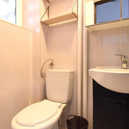 Resedinta Dalles * Bucharest